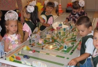 Настольно-напольная игра (магнитно-маркерный макет) "Азбука дорог" + комплект тематических магнитов - «globural.ru» - Ростов-на-Дону